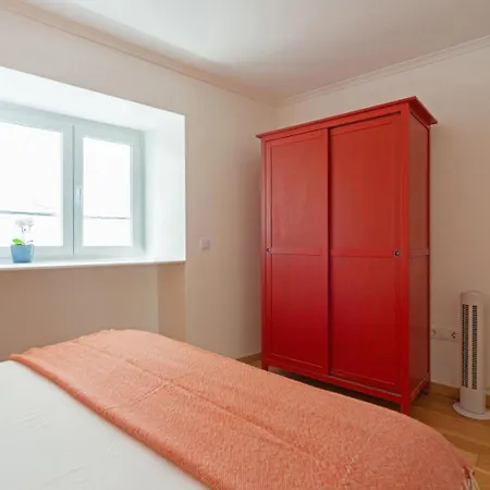 Appartement With Private Terrace 250m To Largo Intendente