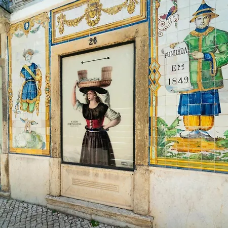 Appartement With Private Terrace 250m To Largo Intendente Lisboa