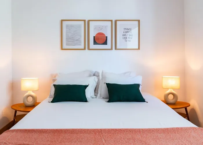 With Private Terrace 250m To Largo Intendente شقة Lisboa