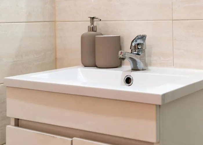 شقة With Private Terrace 250m To Largo Intendente