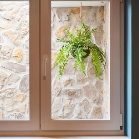 Apartment With Private Terrace 250m To Largo Intendente