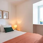 With Private Terrace 250m To Largo Intendente Apartment Lissabon
