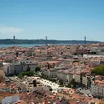 Apartment With Private Terrace 250m To Largo Intendente