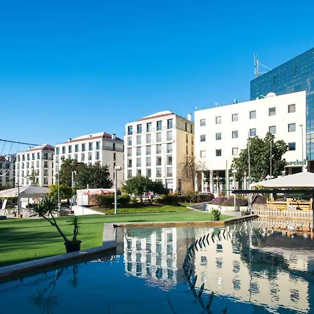 Апартаменты With Private Terrace 250m To Largo Intendente