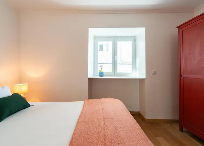 With Private Terrace 250m To Largo Intendente * Lisboa