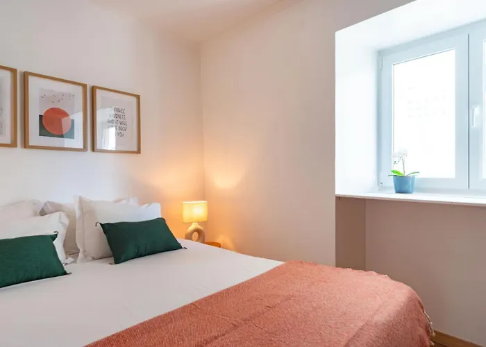 With Private Terrace 250m To Largo Intendente Apartamento Lisboa