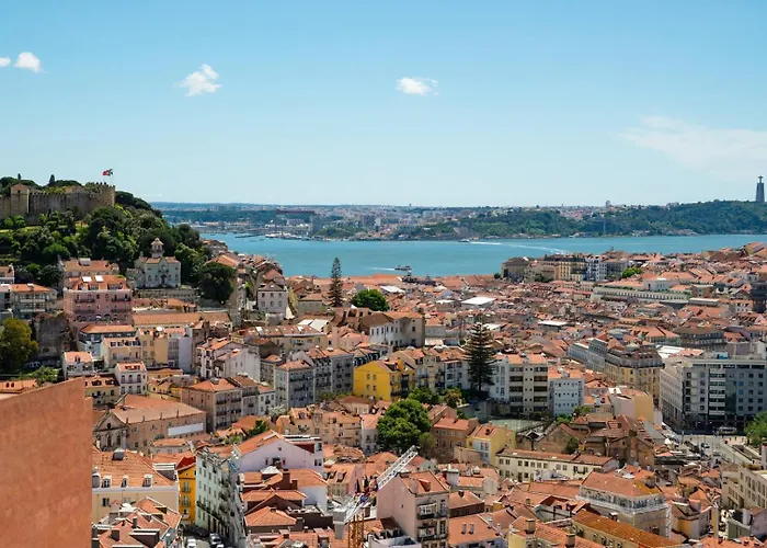 With Private Terrace 250m To Largo Intendente Lisboa